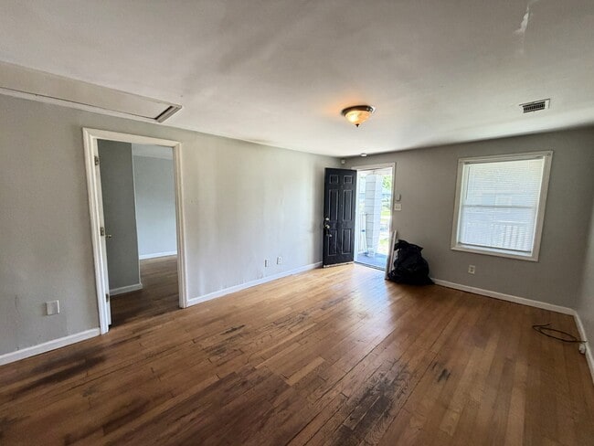 Photo - 416 Gould St