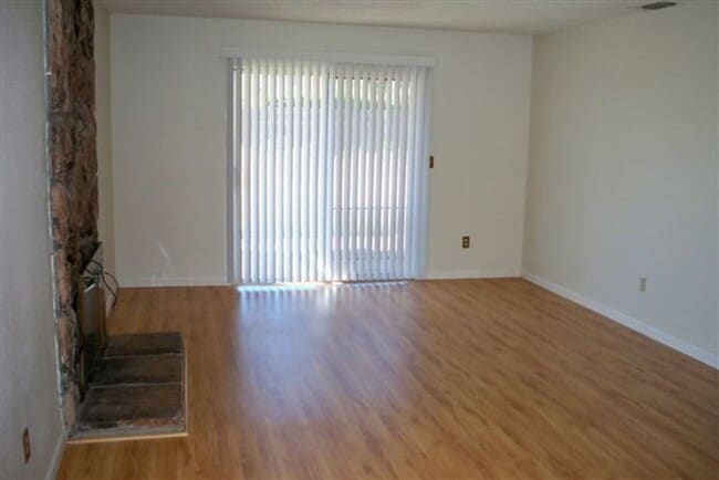 Photo - House for Rent!