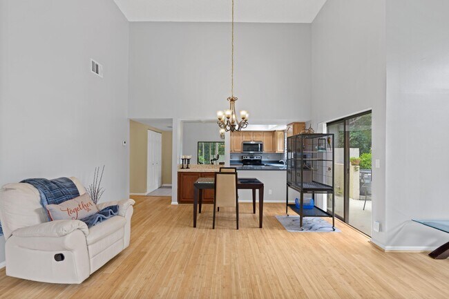 Photo - 3130 Kingswood Terrace