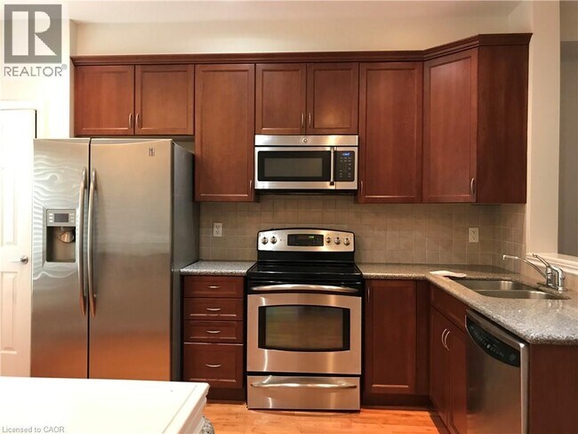 Photo - 4294 Ingram Common