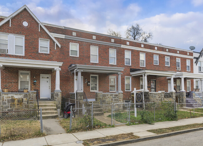 Photo - 3013 Spaulding Ave Townhome