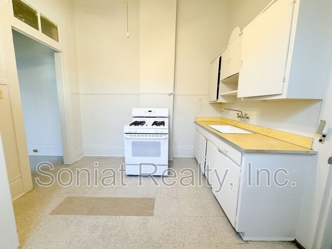 Photo - 2657 Ursuline Ave