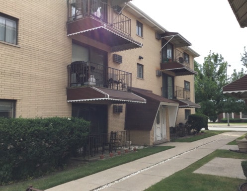 Photo - 6330 W 65th St Unidad 5