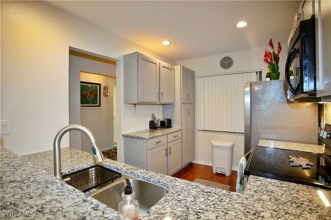 Photo - 9871 Citadel Ln Unidad 208