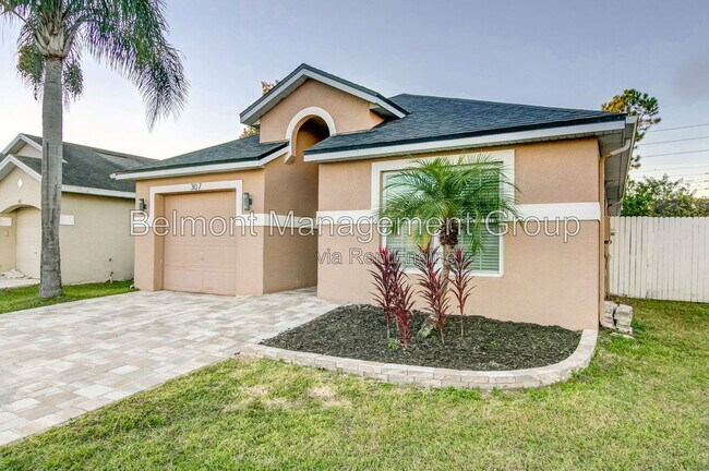 307 Woodbay Ct