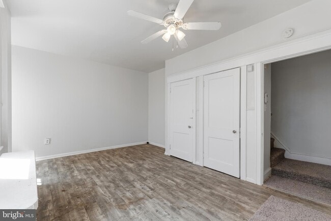 Photo - 4123-4100 Tyson Ave