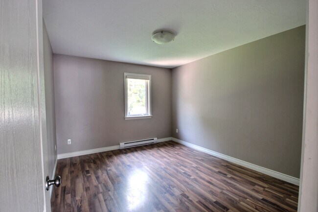 Photo - 236 LonsdaleUnit b Unit 236-B