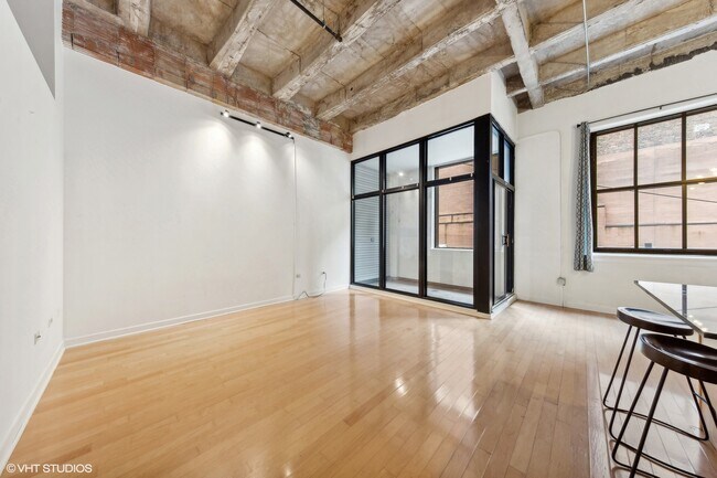 Photo - 20 N State St Unit 507