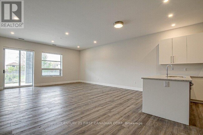 Photo - 1696 Fiddlehead Pl Unit 305