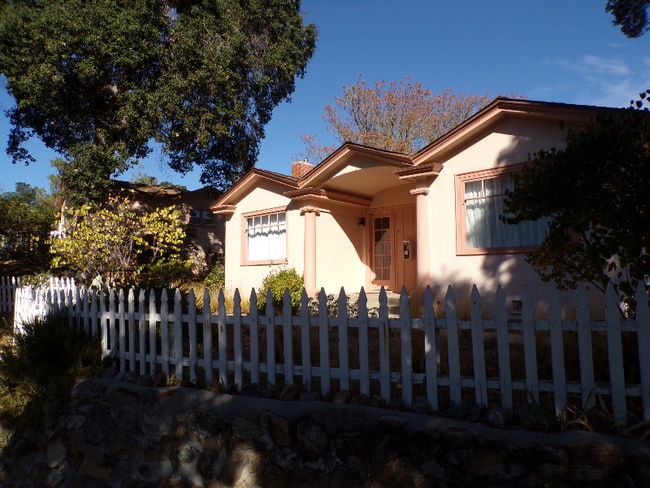 Building Photo - 5385 Mariquita Ave Rental