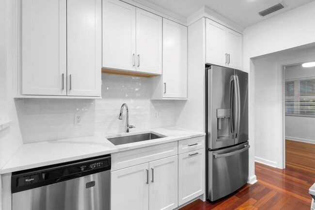 Photo - 3623 Chelsea St