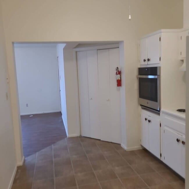 1859 E Cheery Lynn Rd