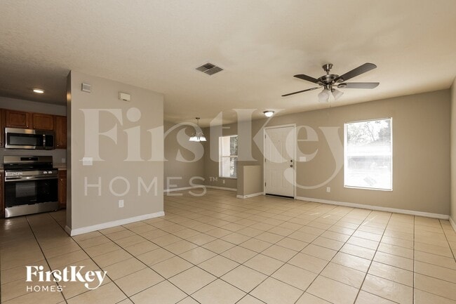 Photo - 1212 E 108th Ave