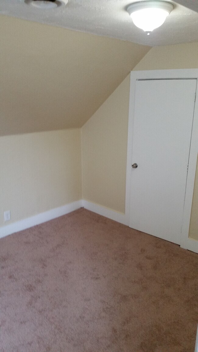 Photo - 12 Library St Unit B