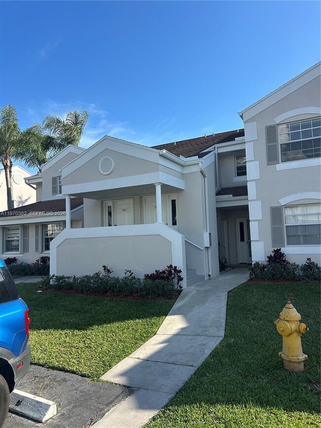 Photo - 2268 SE 27th Dr Unit 202-7F