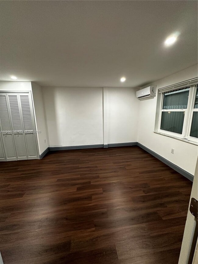 Photo - 571 SW 71st Pl Unidad 1