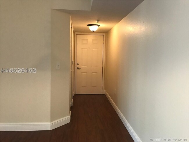 Photo - 2520 Centergate Dr Unit 303