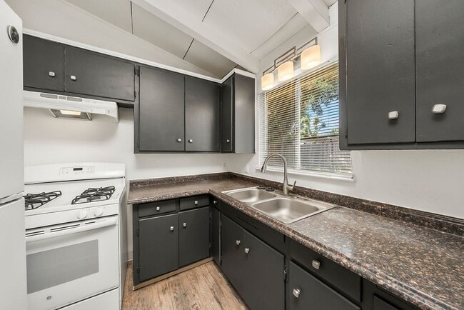 Photo - Charming 3 Bedroom 1 Bath Family Home