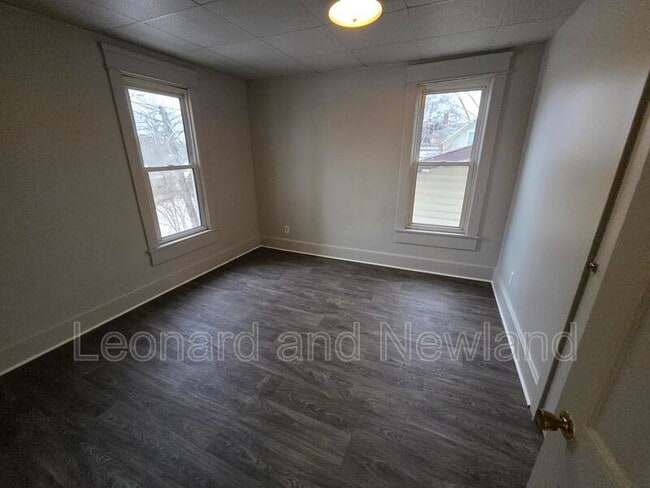 Photo - 1215 Gomber Ave