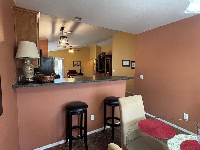 Photo - 776 W Fairlane Ct