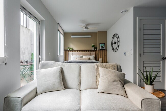 320 Queen Anne Ave N Unit SI ID1364269P