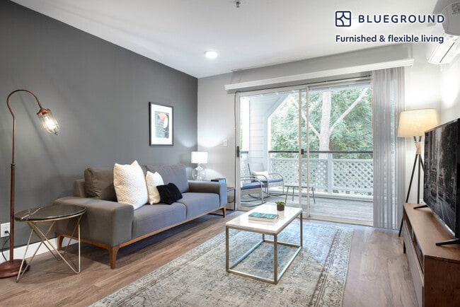 Building Photo - 801 Church St Unit FL2-ID127 Rental