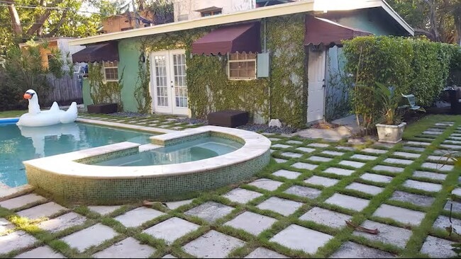 Foto de la fachada de la cabaña 2/2 - 1905 SW 10th St