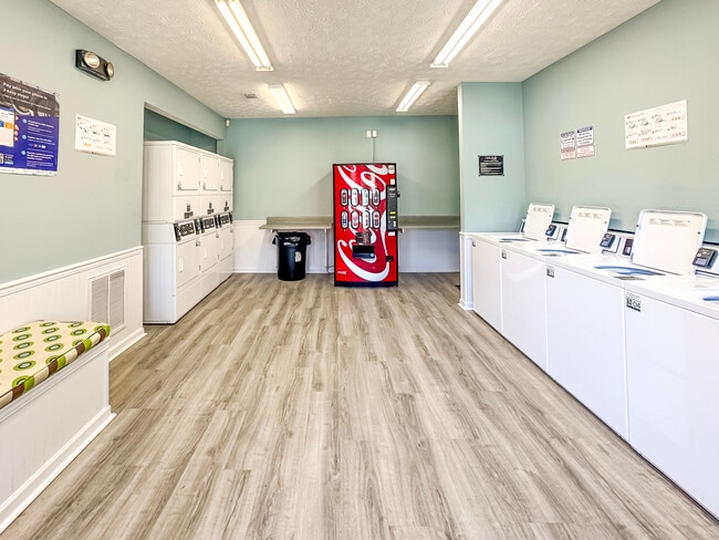 Instalación de lavandería - Woodville Apartments