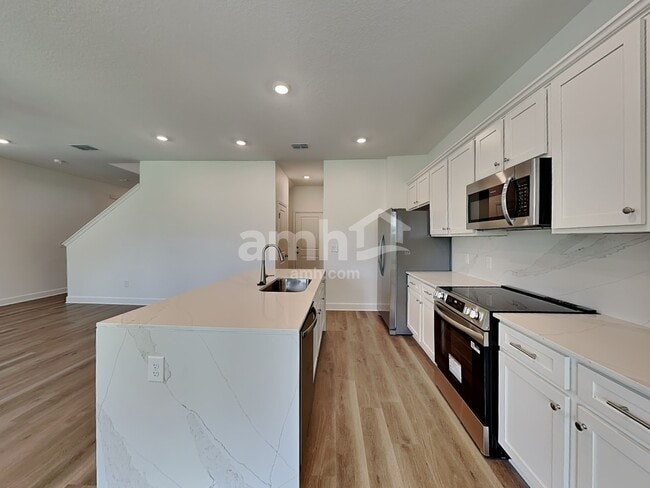 Photo - 16632 Cheyanne Ct