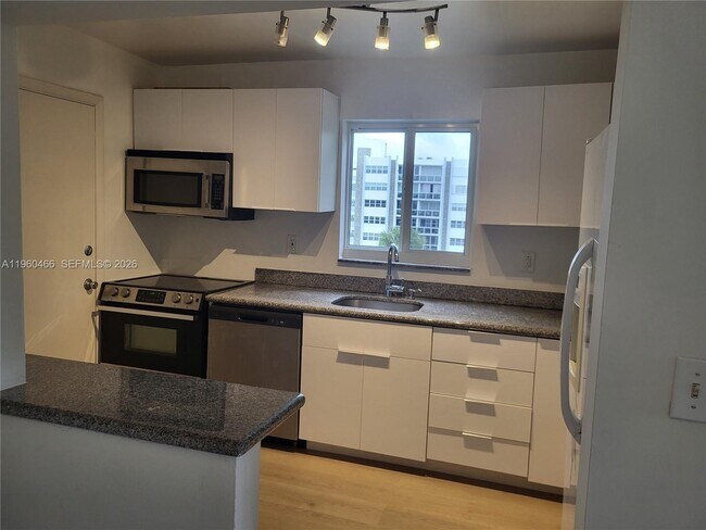 Photo - 1020 94th St Unit 503