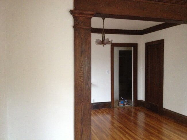 Lexington House