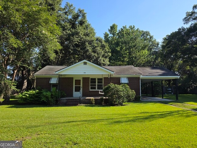 Photo - 404 E Moore St