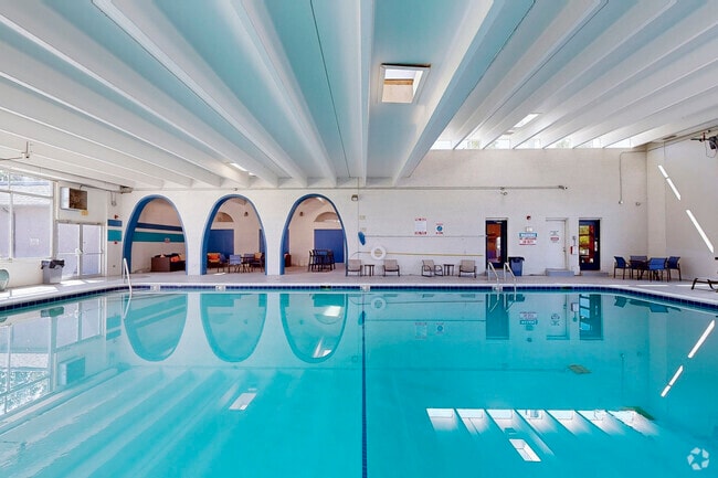 Interior Photo - The Ventana at Colorado Station