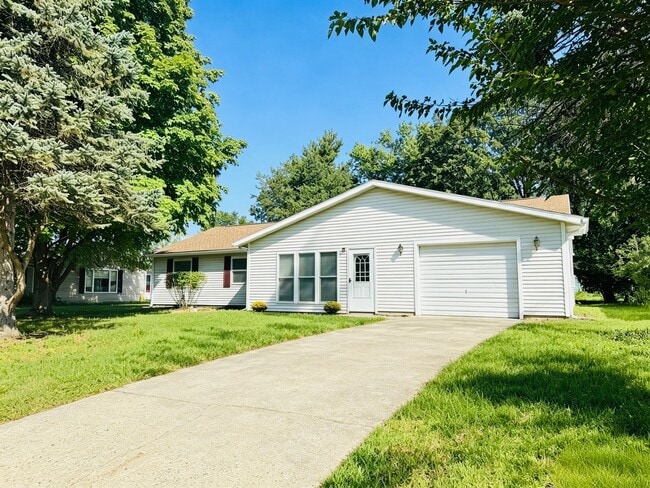 Photo - 924 Princess Dr