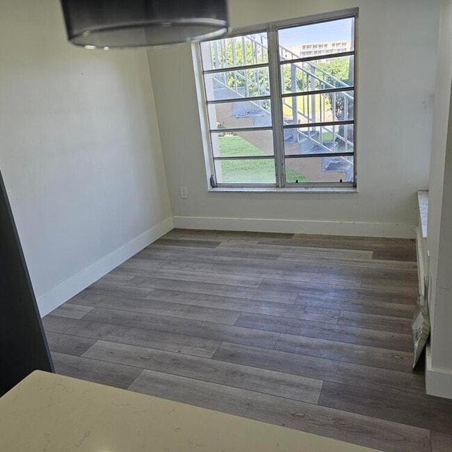 Photo - 4164 Inverrary Dr Unit 102