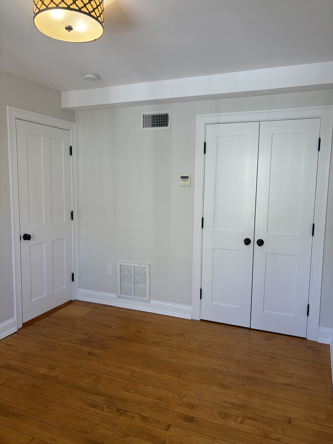 Building Photo - 87 Central St Unit Second Floor #2