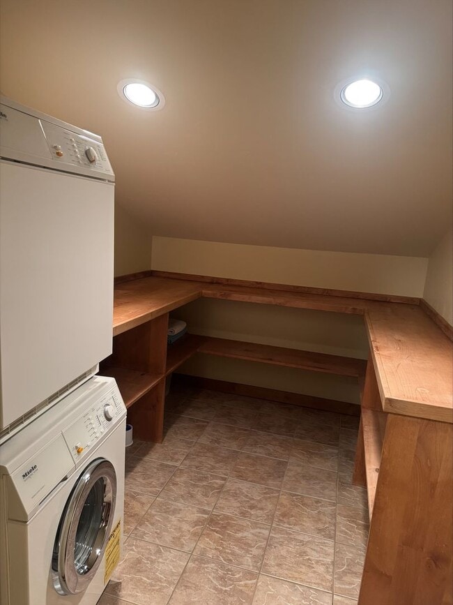 Photo - Private & Fully Furnished 1-Bedroom ADU wi...