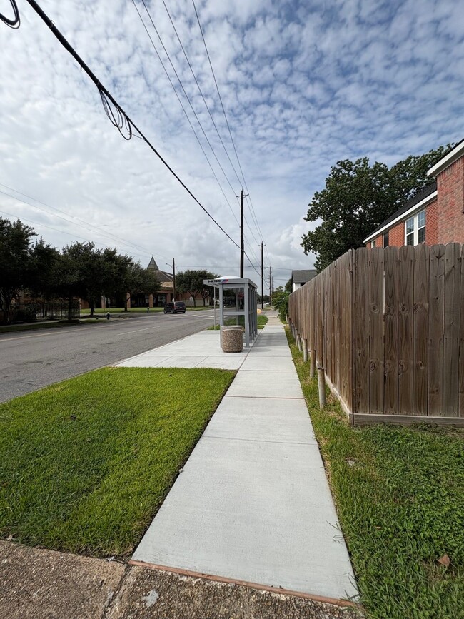 Photo - 2919 Rosedale St