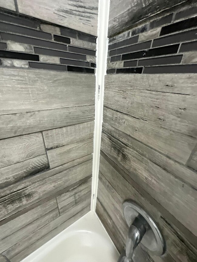 Photo - 1128-1130 W 23rd St Unit 1130 W 23rd St