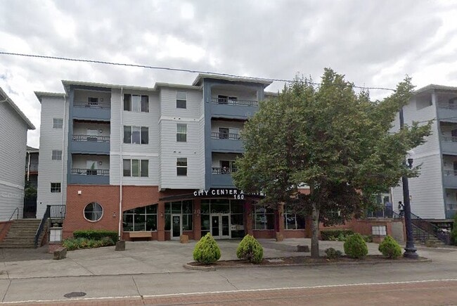 Building Photo - 160 SE Washington St Unit #160