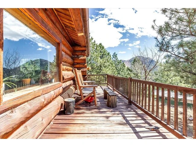 679 Cougar Dr
