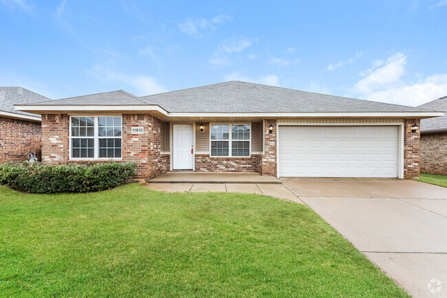 Building Photo - Check out this Beautiful home