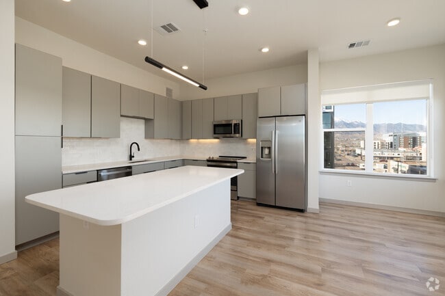 2BR, 2BA - 1,269SF - Kitchen - Dining Area - Ensley