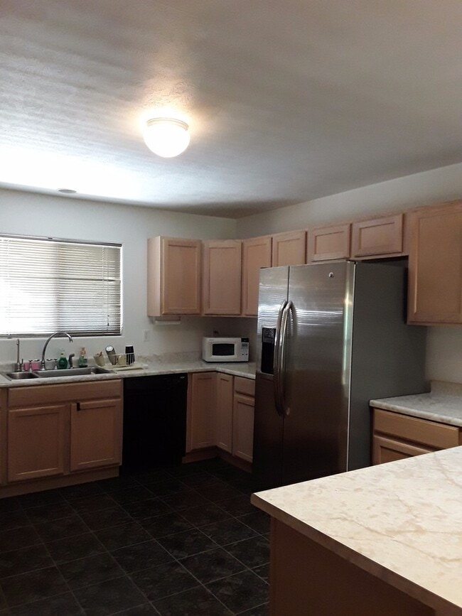 Photo - Spacious 3 bedroom 2 bath home in Kula-Ava...