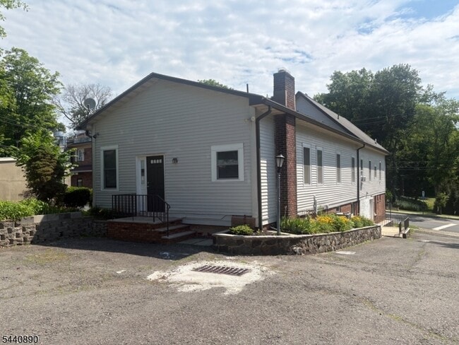 Photo - 192 Central Ave