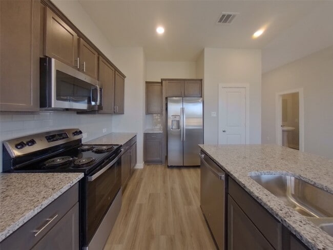 Photo - 2331 Cohorn Trl