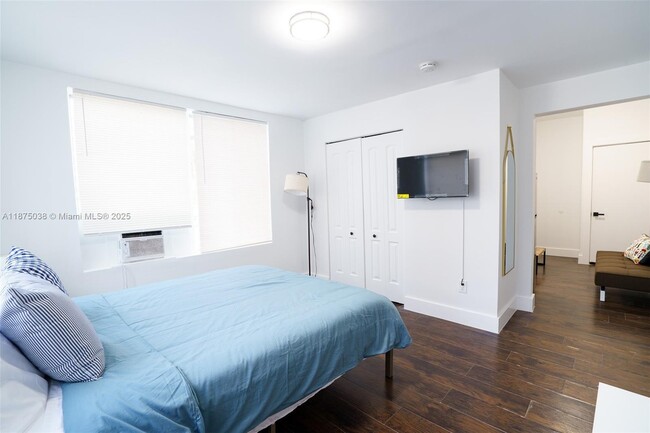 Photo - 444 Ponce de Leon Blvd Unit 7