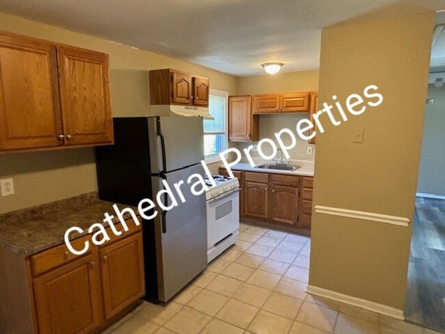 Photo - Charming Single Family House