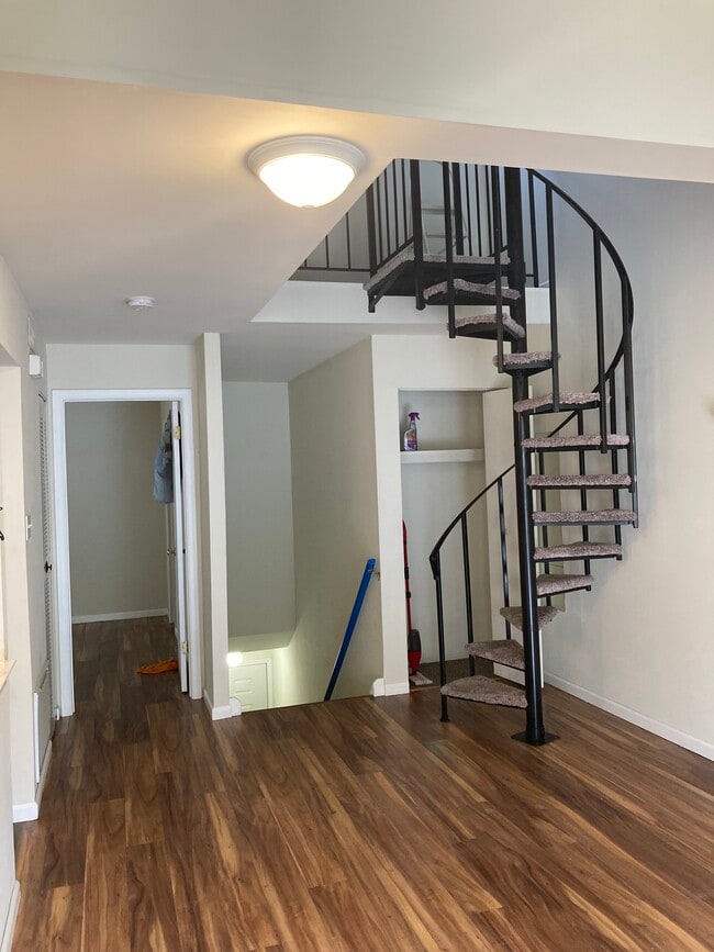 Photo - 1825 Bridgetown Pike Unit BridgetownCommons#400