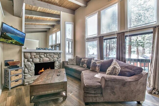 Photo - 3861 Saddle Rd